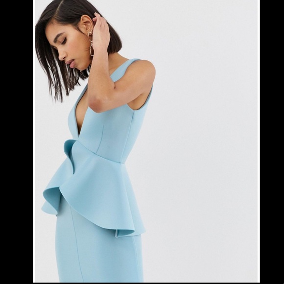 Lavish Alice - Picture 1 of 2